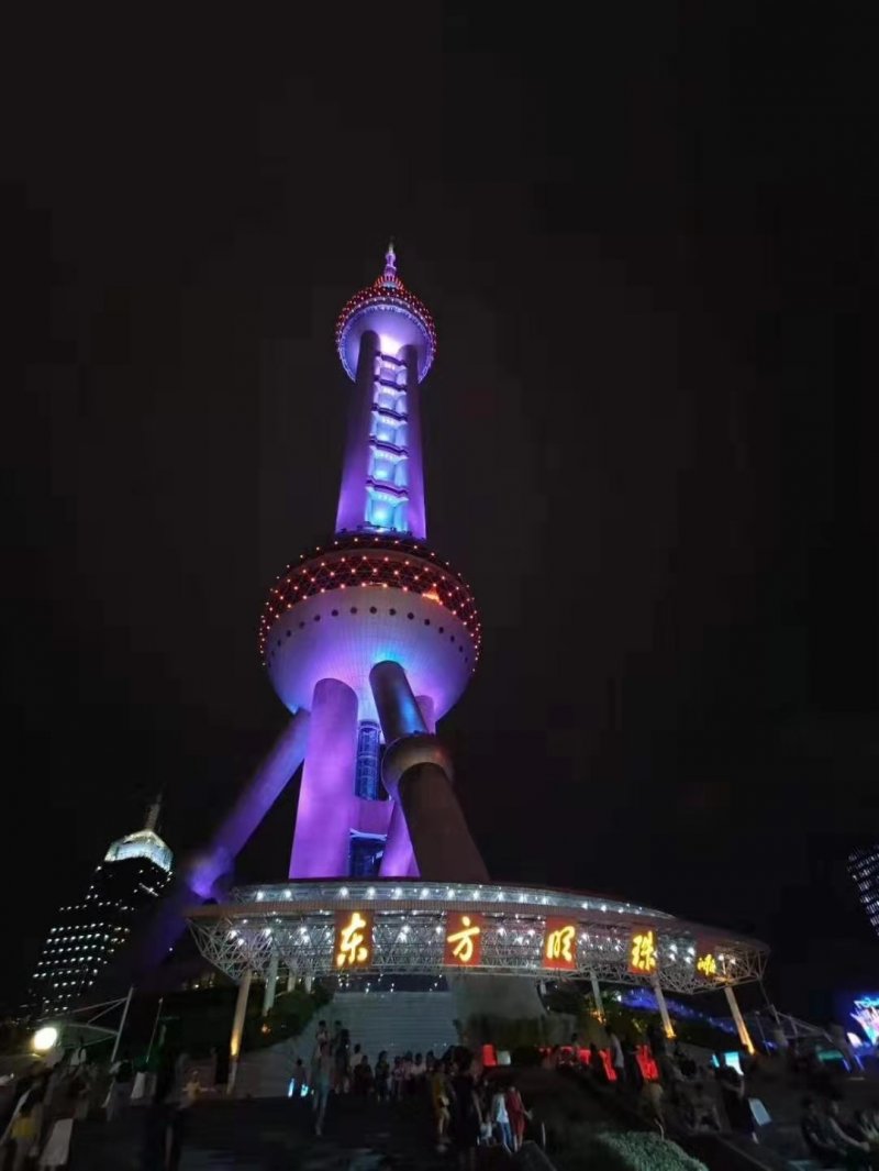 聚焦|闪耀东方明珠 世豹门窗系统新品全球震撼首发